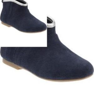 new gap navy  real suede short boots size 10